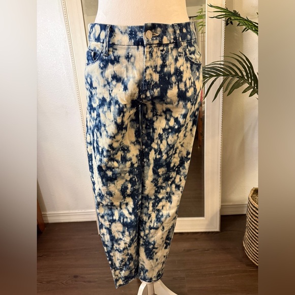 MOTHER The Looker Ankle Jean in Hot Spot Wash - Picture 2 of 8